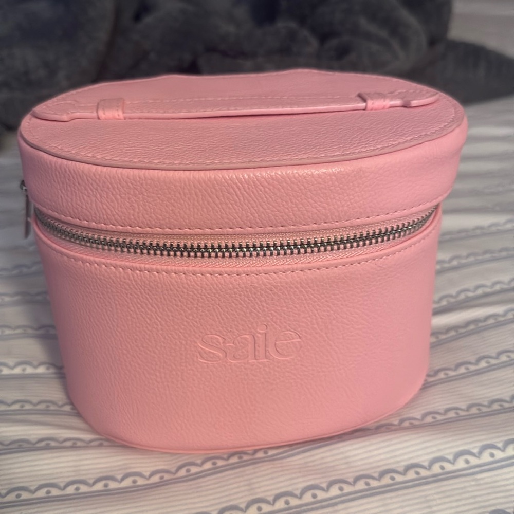 Saie Pink Mini Vanity Case